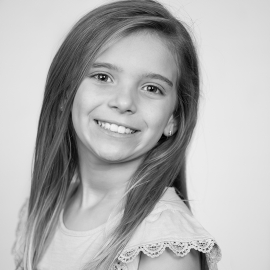 Ava Figueira head shot